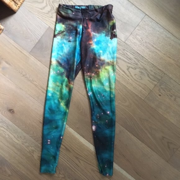 Galaxy Green Leggings - Picture 2 of 4